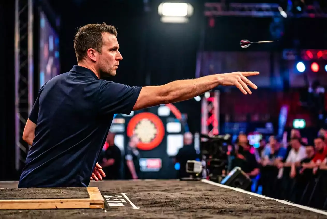 Darts-Spieler beim Wurf auf Triple 20 bei der WM
